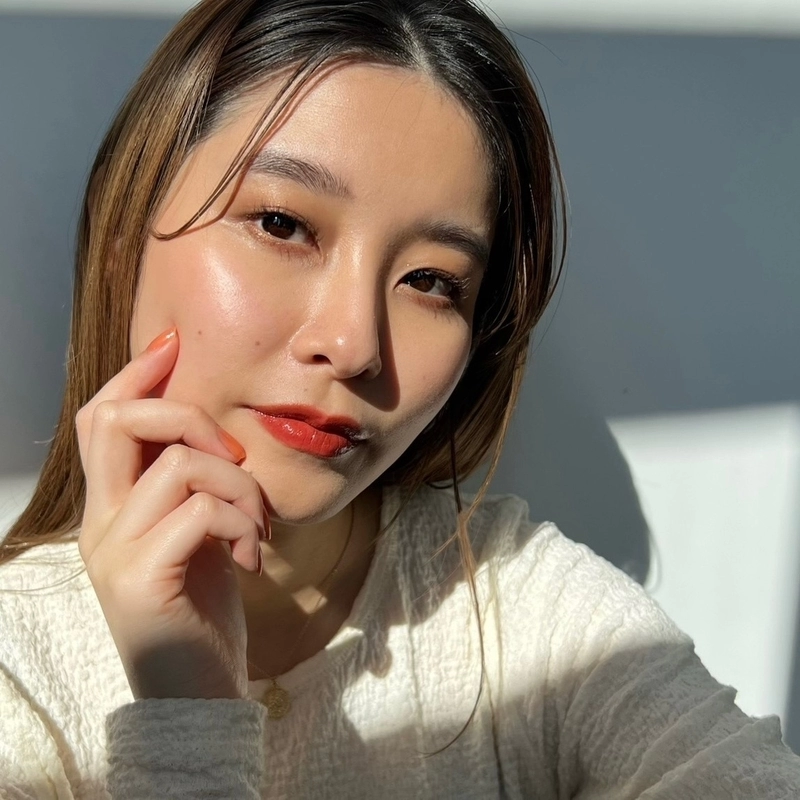 リップが主役のカジュアルメイクのSTAFF REVIEW | スタッフ投稿詳細