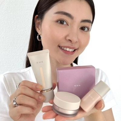 【冬休み限定値下げ中】RMKベースセット ホリデー ベースメイクキットのSTAFF REVIEW | スタッフ投稿詳細