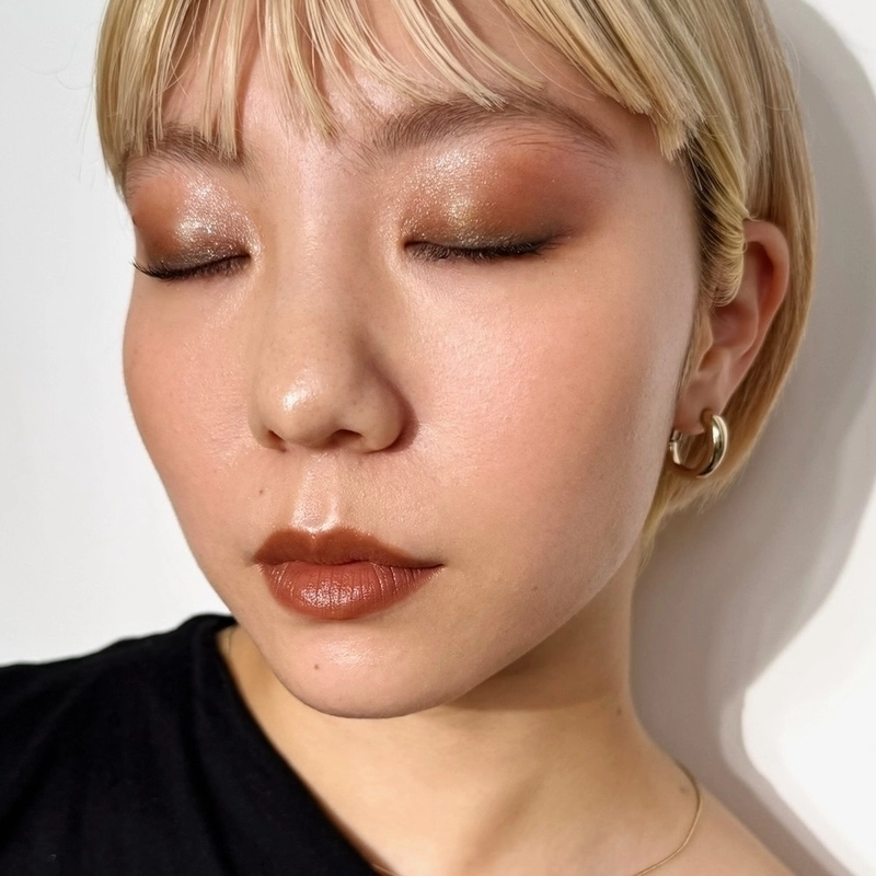 温かみのあるムーディーな秋メイクのSTAFF REVIEW | スタッフ投稿詳細